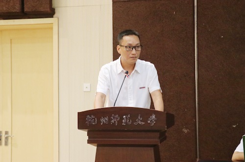 91制片
党总支书记方小春老师对新生寄语